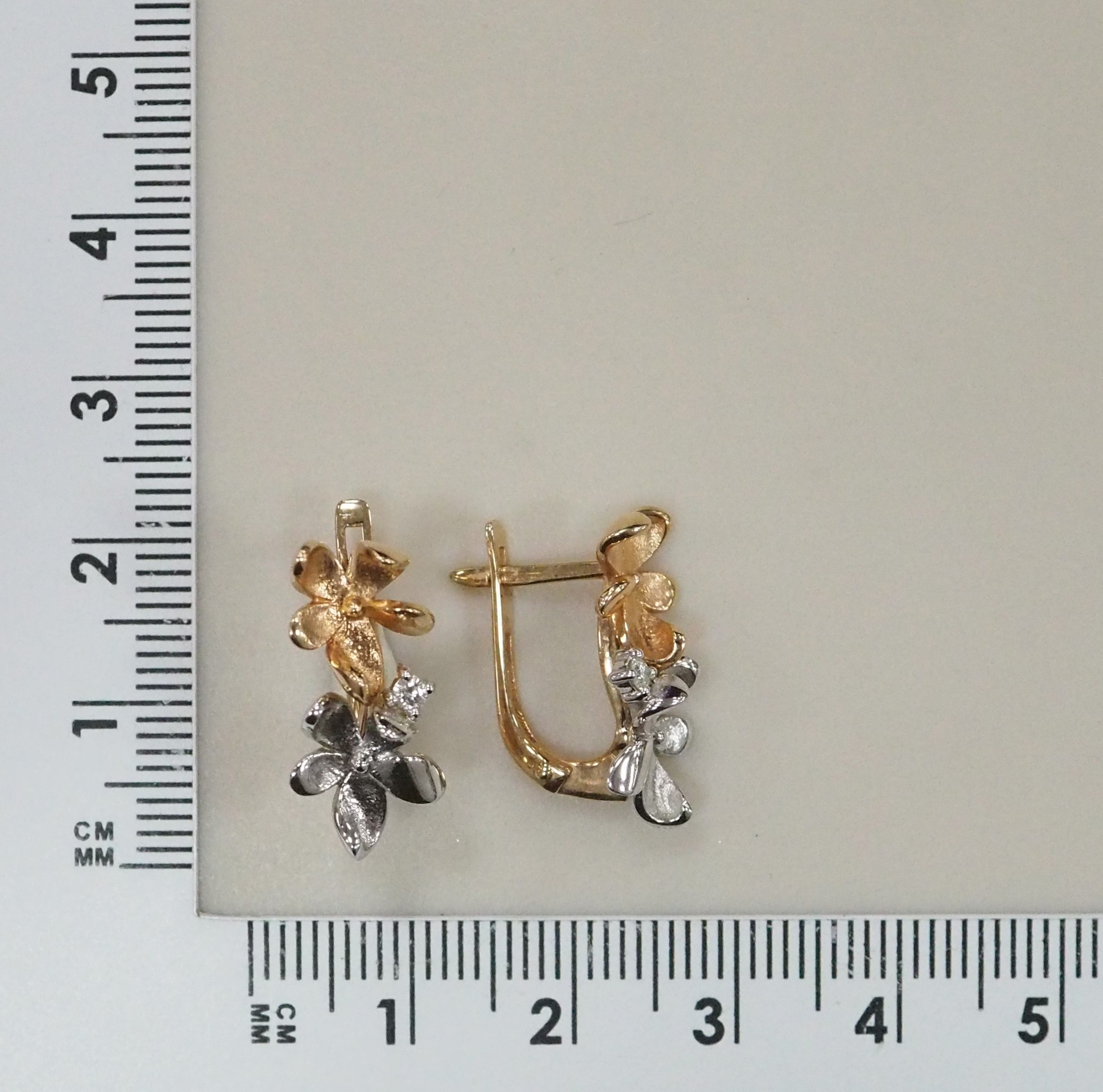 10511-000933 Серьги (Au 585)
